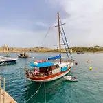 Relaxing Seaside Escape 1-bed Maisonette Near Sea Διαμέρισμα