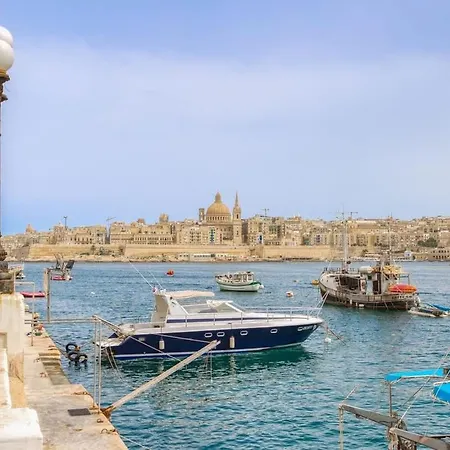 Apartment Relaxing Seaside Escape 1-bed Maisonette Near Sea *