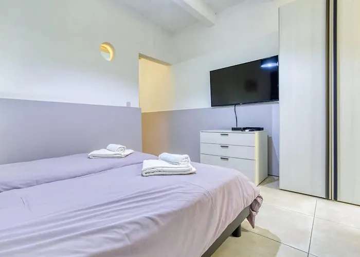 Relaxing Seaside Escape 1-bed Maisonette Near Sea * Sliema