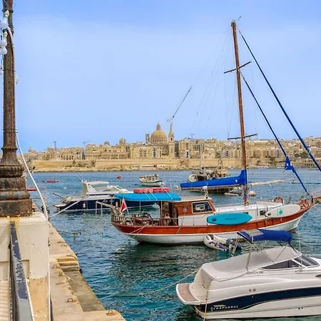 Apartman Relaxing Seaside Escape 1-bed Maisonette Near Sea