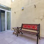 Relaxing Seaside Escape 1-bed Maisonette Near Sea * סליאמה